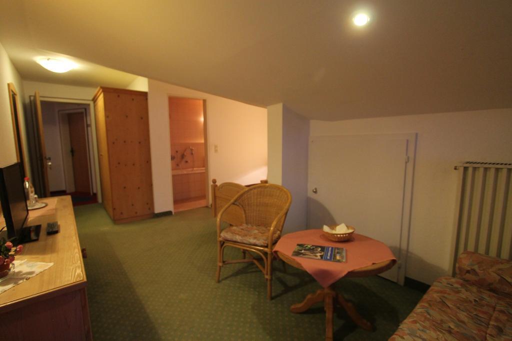 Reikartz Hotel Bergpanorama ฟรอนเทน ภายนอก รูปภาพ