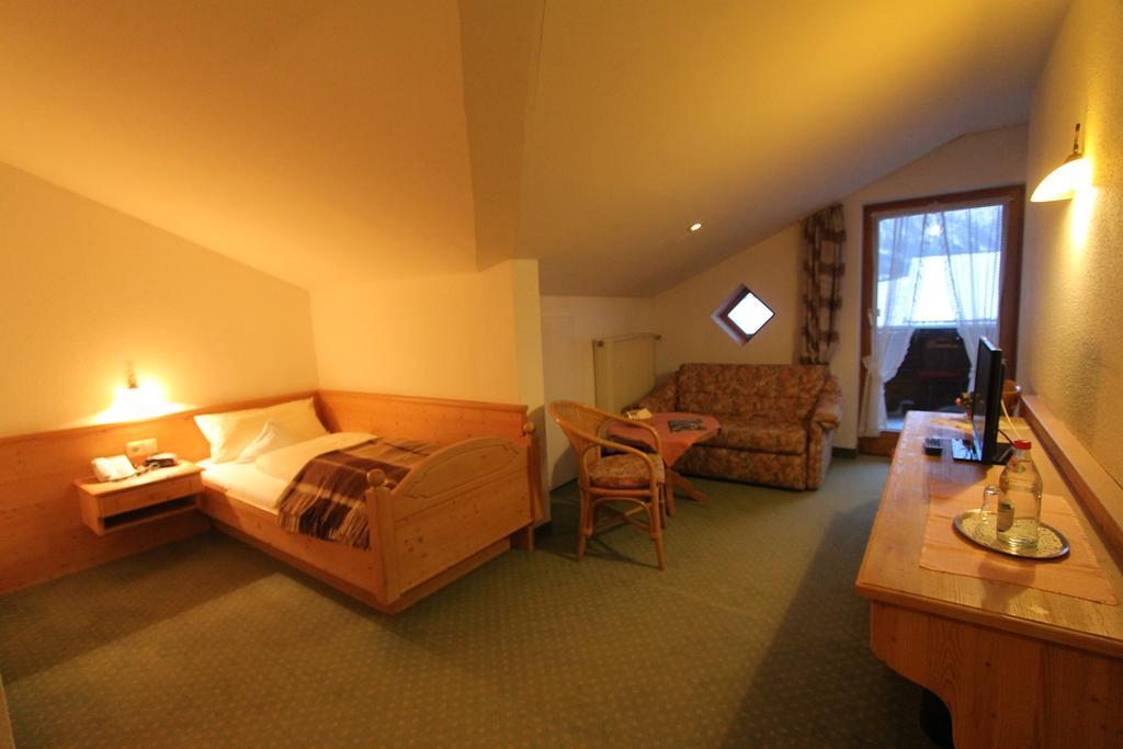 Reikartz Hotel Bergpanorama ฟรอนเทน ภายนอก รูปภาพ