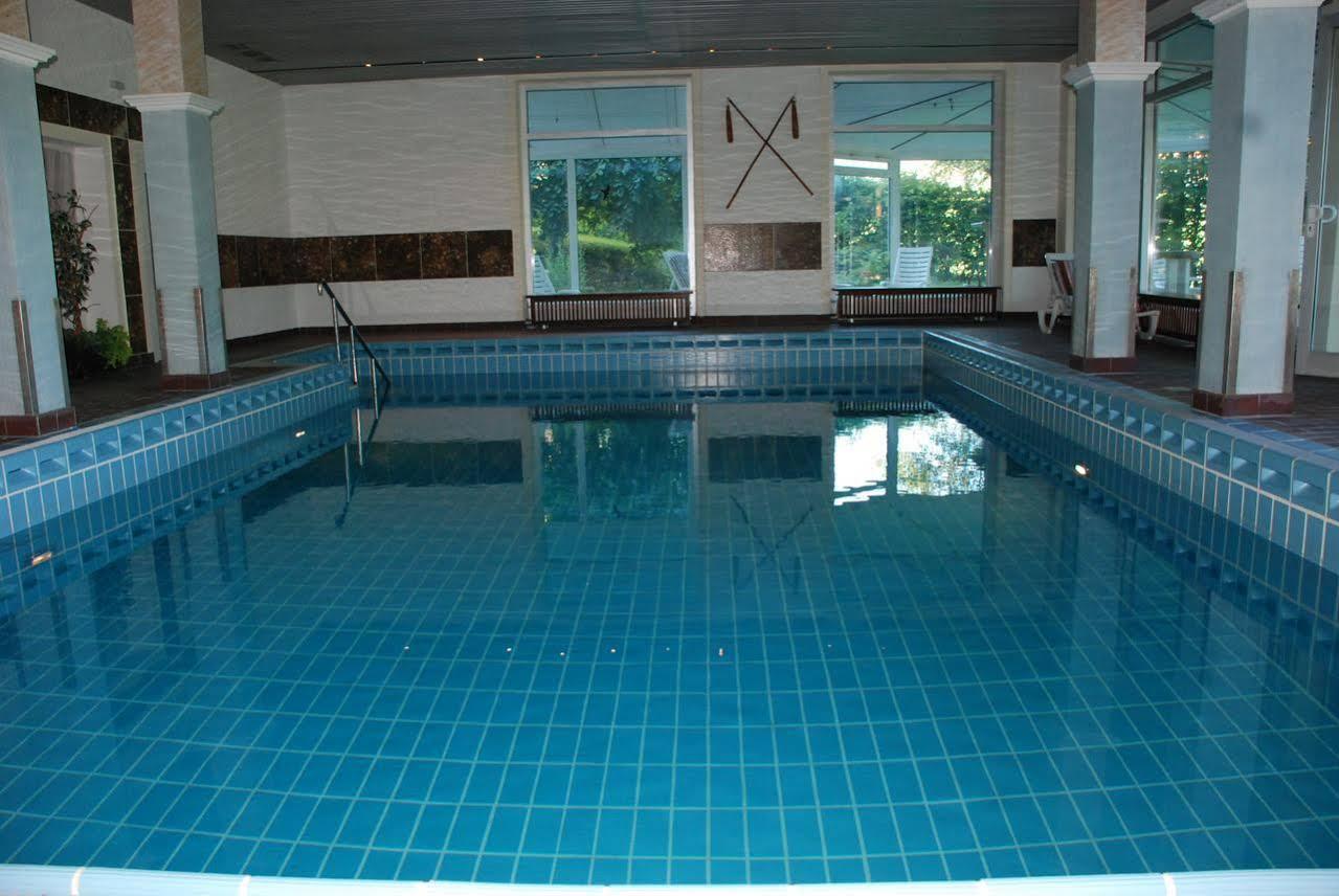 Reikartz Hotel Bergpanorama ฟรอนเทน ภายนอก รูปภาพ