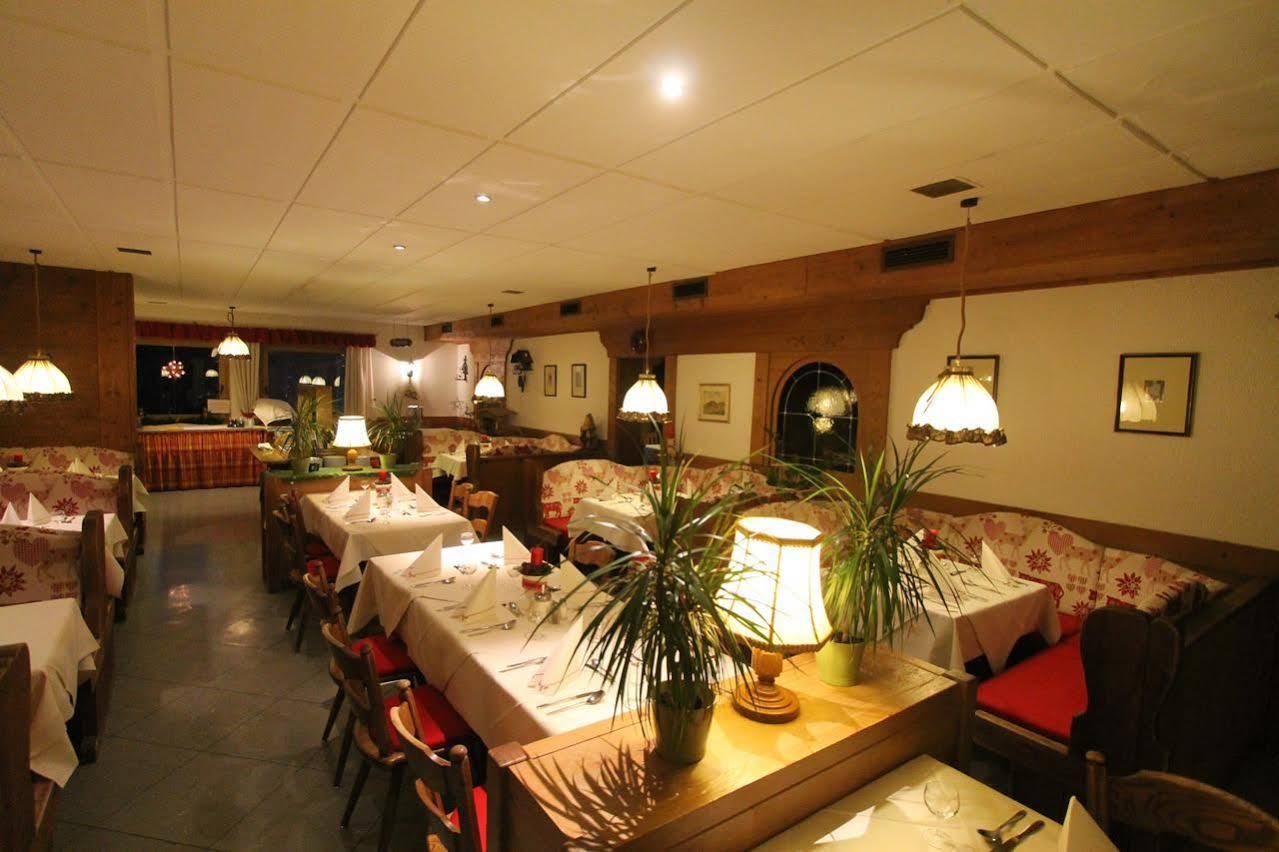 Reikartz Hotel Bergpanorama ฟรอนเทน ภายนอก รูปภาพ